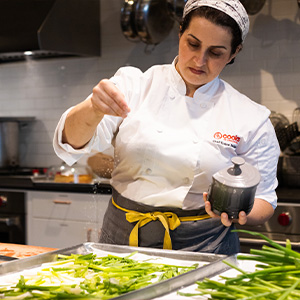 meet savory chef elaine
